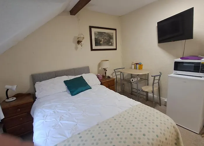 Coynant Farm Guesthouse - Farm Park Stay